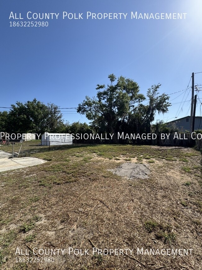 Building Photo - 422 Ellerbe Way