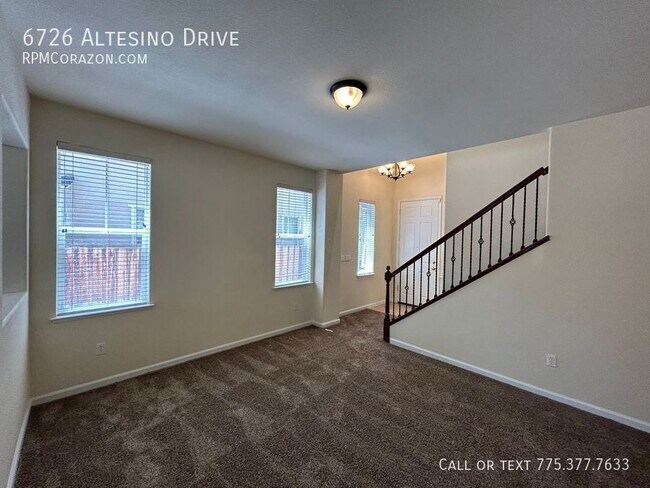 Building Photo - 6726 Altesino Dr