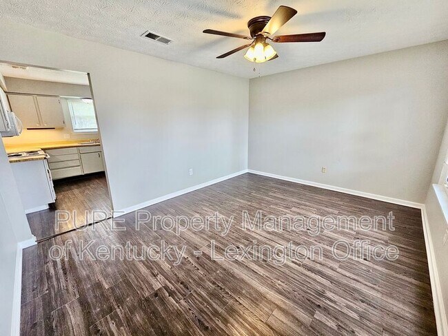 Building Photo - 114 Birch Dr