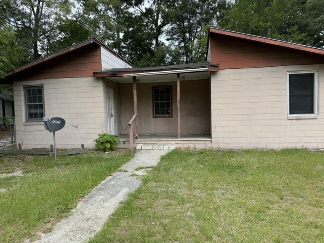 Primary Photo - 606 Cypress St