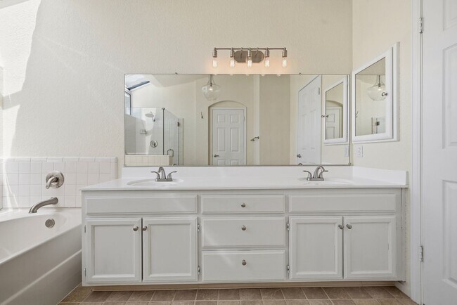 Building Photo - 4125 Fireside Ct