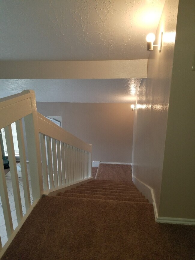 Building Photo - 7902 Arbor Glen Rd