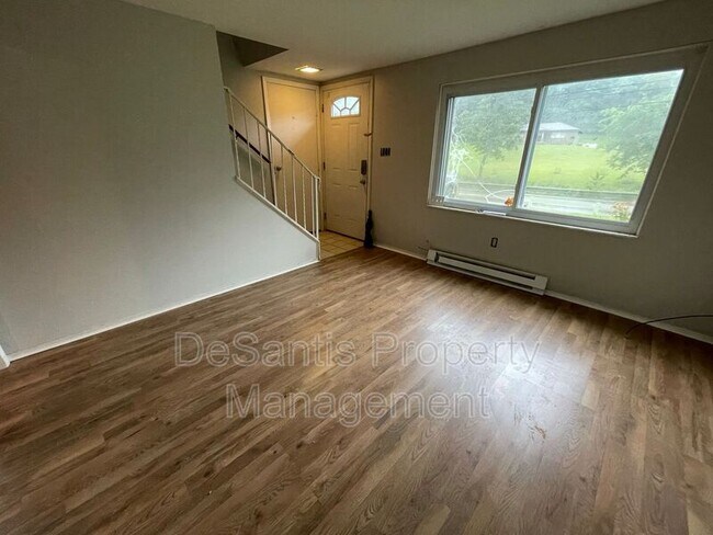 Building Photo - 3523 Conway Wallrose Rd