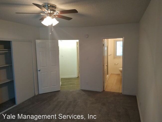 Building Photo - 18553-18563 Clark St