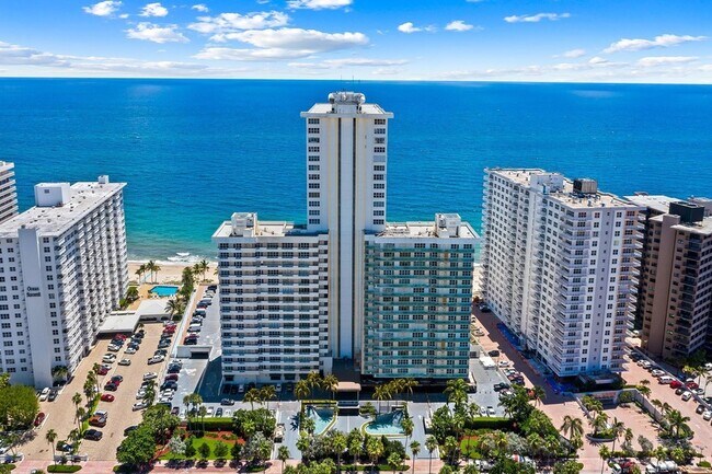 Building Photo - 3900 Galt Ocean Dr