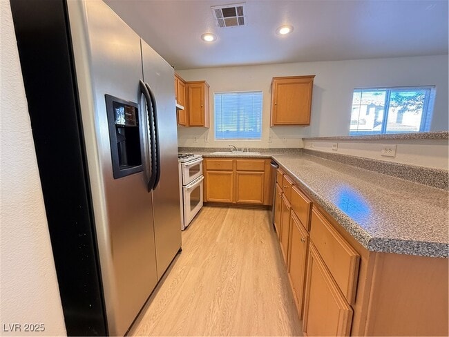 Building Photo - 4098 Asante Cove St