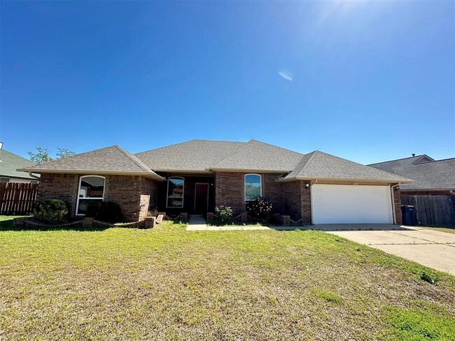 Primary Photo - 432 Cactus Rd