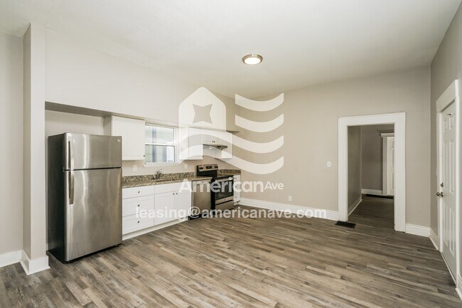 Building Photo - 2810 St Xavier St