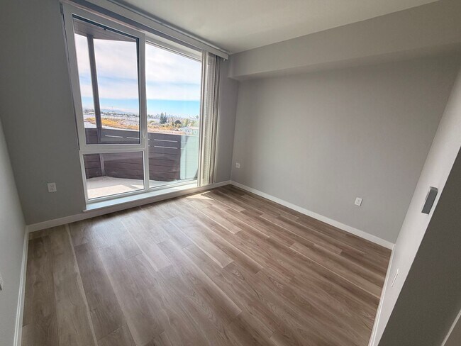 Building Photo - 260 Brooklyn Basin Wy