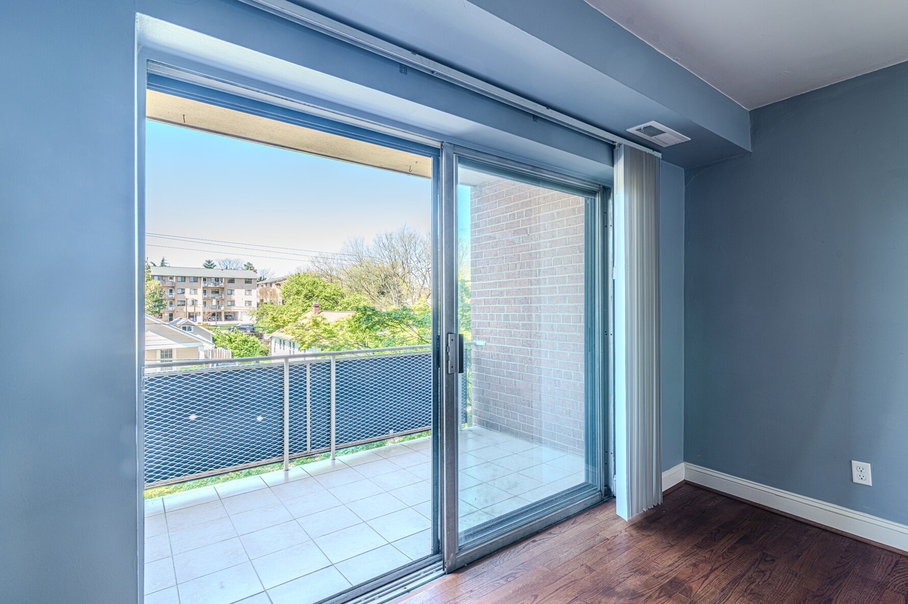 Building Photo - 1931 N Cleveland St