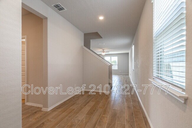 Building Photo - 238 Jaycen Ln