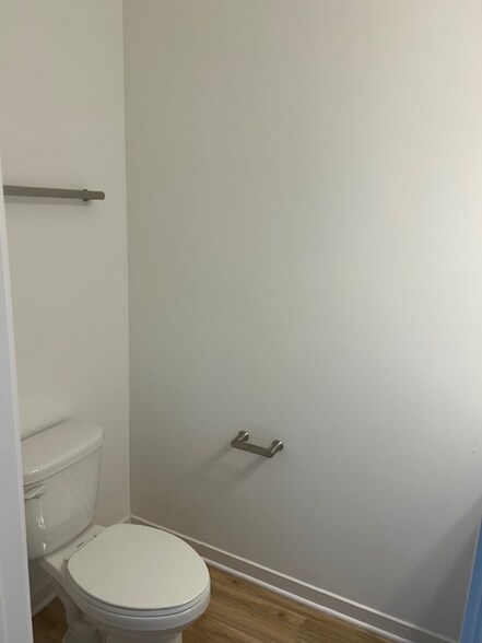 Building Photo - 4830 157th St