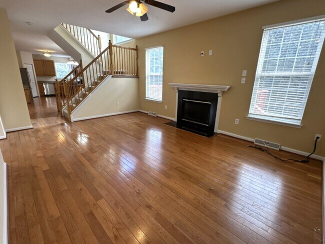 Building Photo - 4 Bedroom Colonial with 2-Car Garage in Westminster!