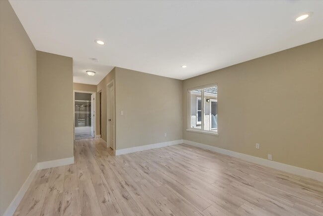 Building Photo - Wow! What a Great Home! SHORT TERM LEASE T...