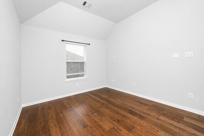 Building Photo - 24427 Ranchwood Springs Ln