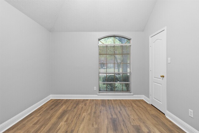 Building Photo - 17526 Golden Glade Ln