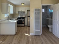 Building Photo - 237 Brucker Rd W