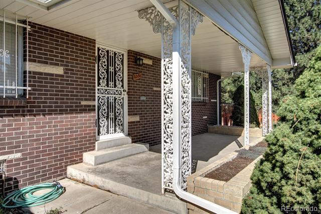 Building Photo - 3391 Yarrow St