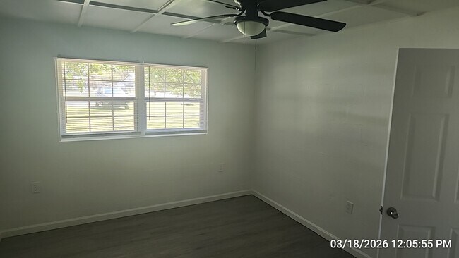 Building Photo - 111 Pioneer Rd