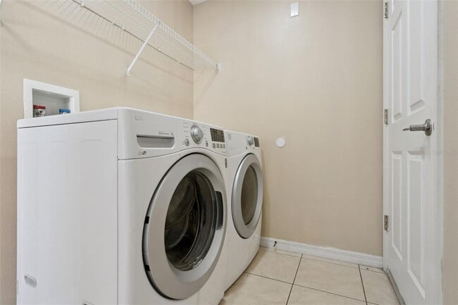 Building Photo - 100 Stella Pass