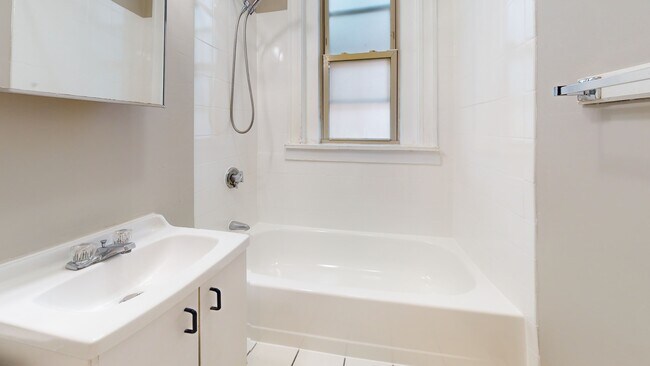 Building Photo - 1625 Commonwealth Ave