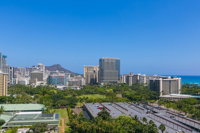 Building Photo - 1910 Ala Moana Blvd