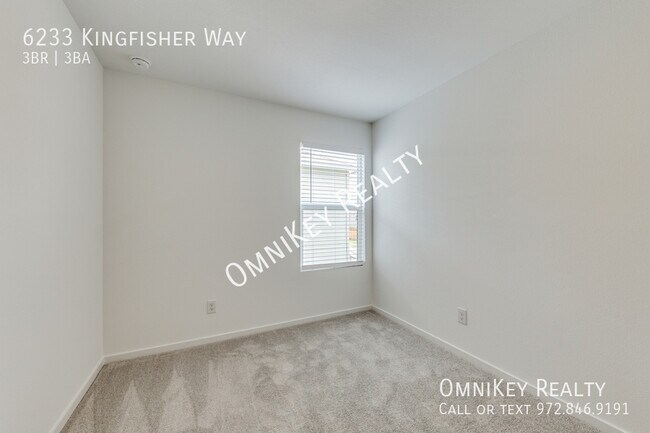 Building Photo - 6233 Kingfisher Wy