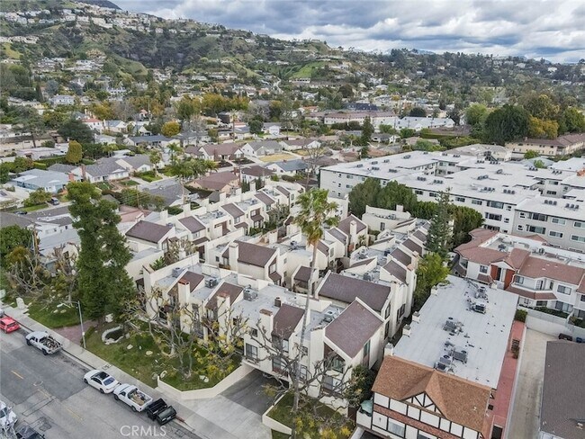 Building Photo - 1244 Valley View Rd