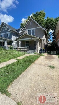 Building Photo - 3 Bedroom, 1 Bathroom House in Kansas City...