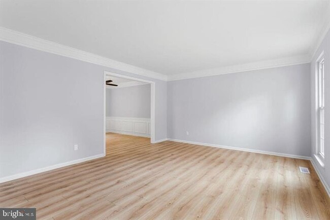 Building Photo - 2807 Falling Brook Terrace