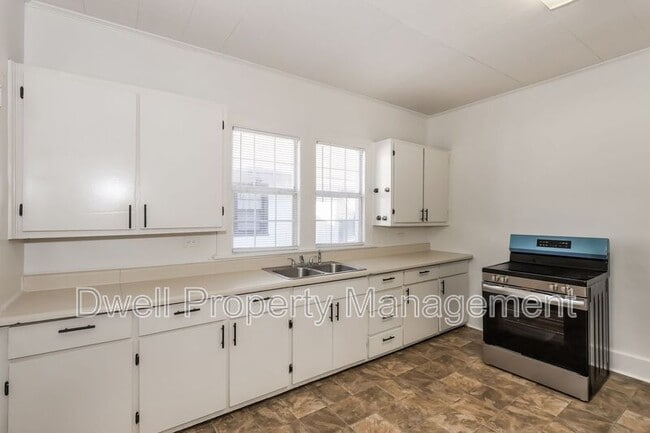 Building Photo - 1913 Ohio Ave