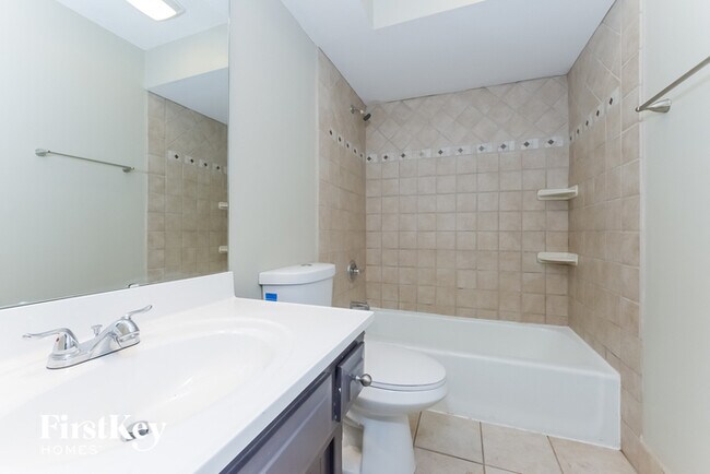 Building Photo - 1613 E Frontier Ln