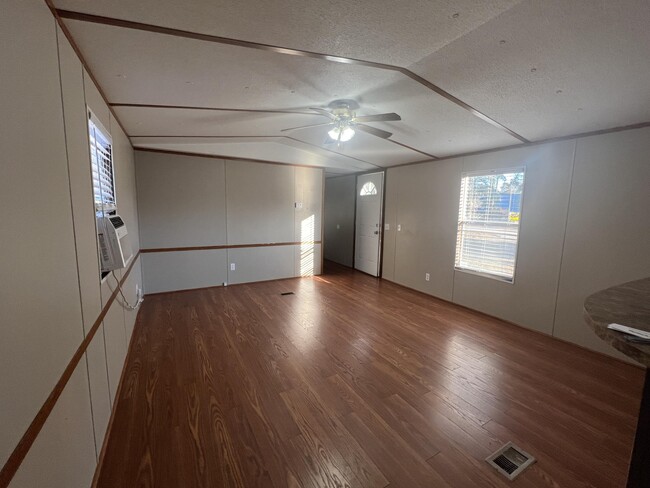 Building Photo - 295 Sawgrass Ct