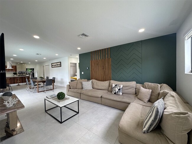 Building Photo - 9426 Caribbean Blvd