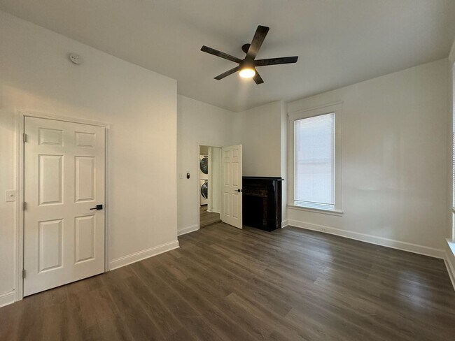 Building Photo - 7 Bed/3 Bath Mins. from UC Campus $750/pp ...