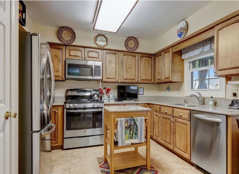 Building Photo - 48 Shelly Ln