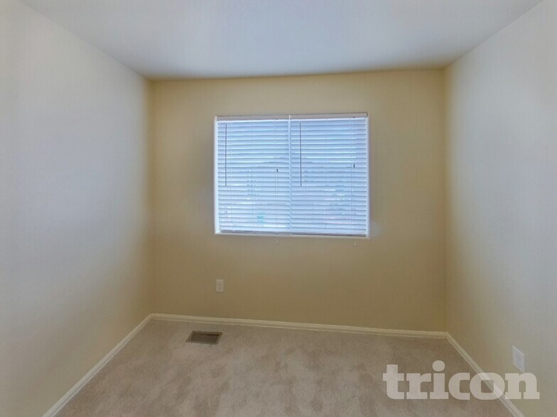 Building Photo - 2528 Gilpin Ave