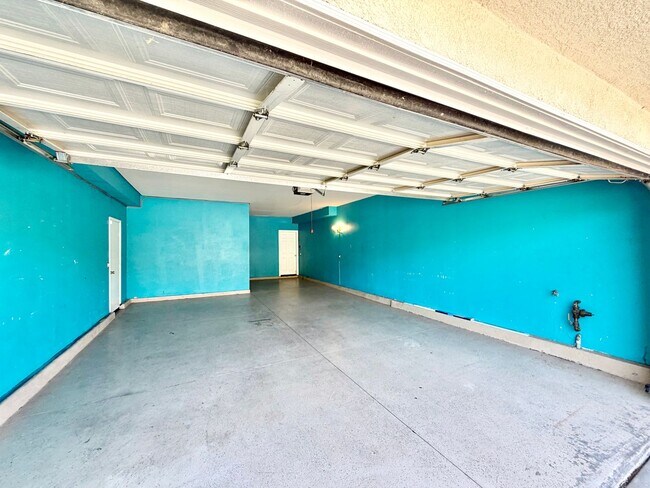 Building Photo - 40053 Montage Ln