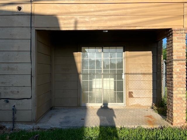 Building Photo - 412 Shiloh Dr
