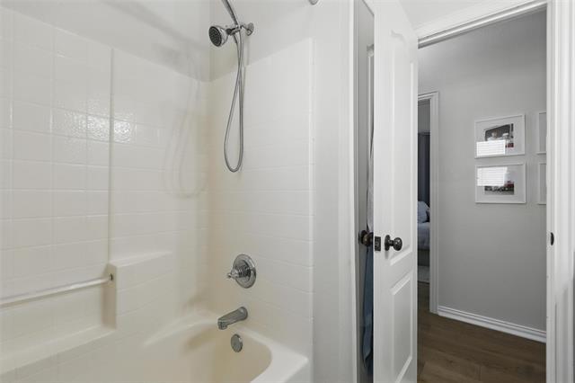 Building Photo - 120 Castle Pines Dr