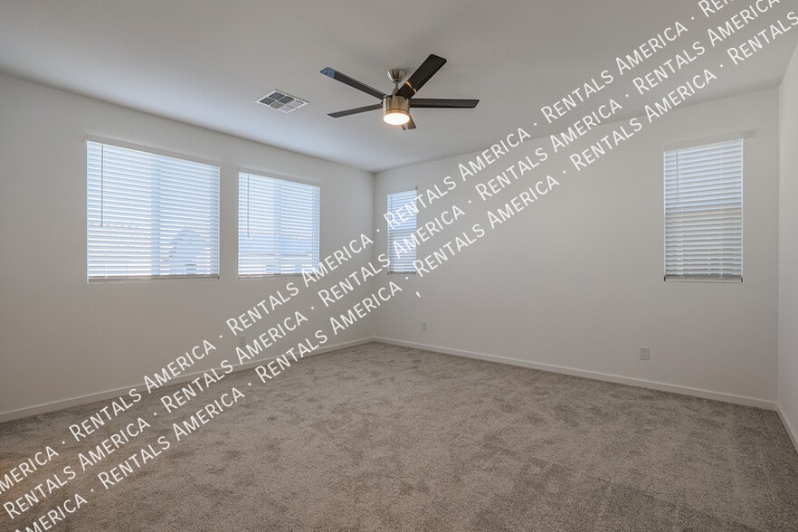 Building Photo - 17717 W Cassia Way