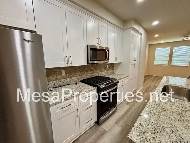 Building Photo - 1501 Stratus Dr