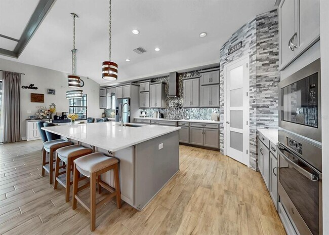 Building Photo - 12845 Satin Lily Dr