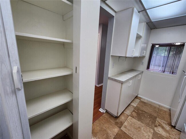 Building Photo - 719 SW 75th St