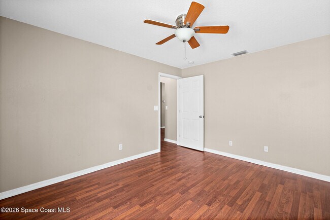 Building Photo - 2467 Deercroft Dr