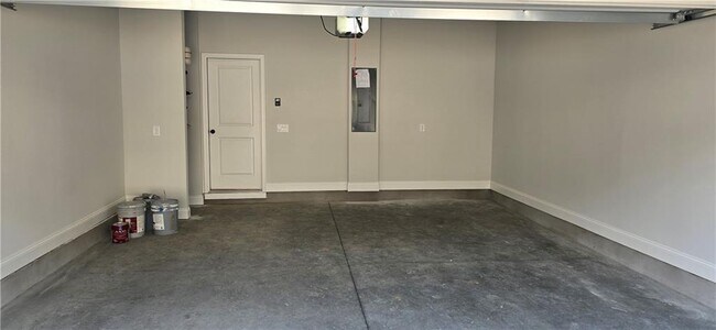 Building Photo - 721 Stickley Oak Way