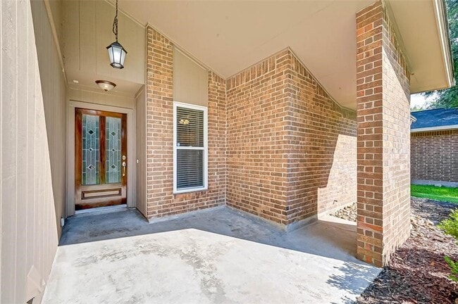 Building Photo - 21231 Park Rock Ln