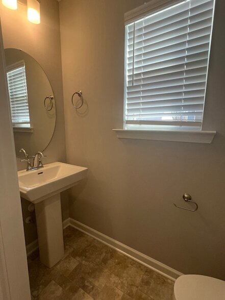 Building Photo - 58 Stonehenge Ln