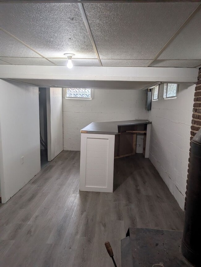 Building Photo - 4BD/2BA - University View - 1 car garage