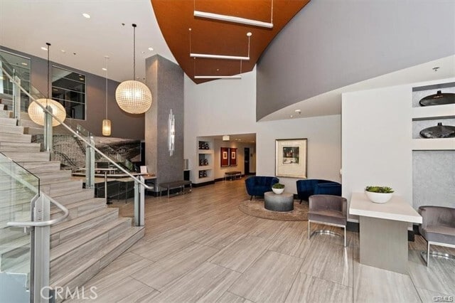 Building Photo - 411 W Seaside Way